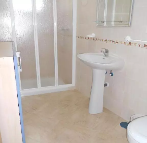 پانسیون Hostal La Parada