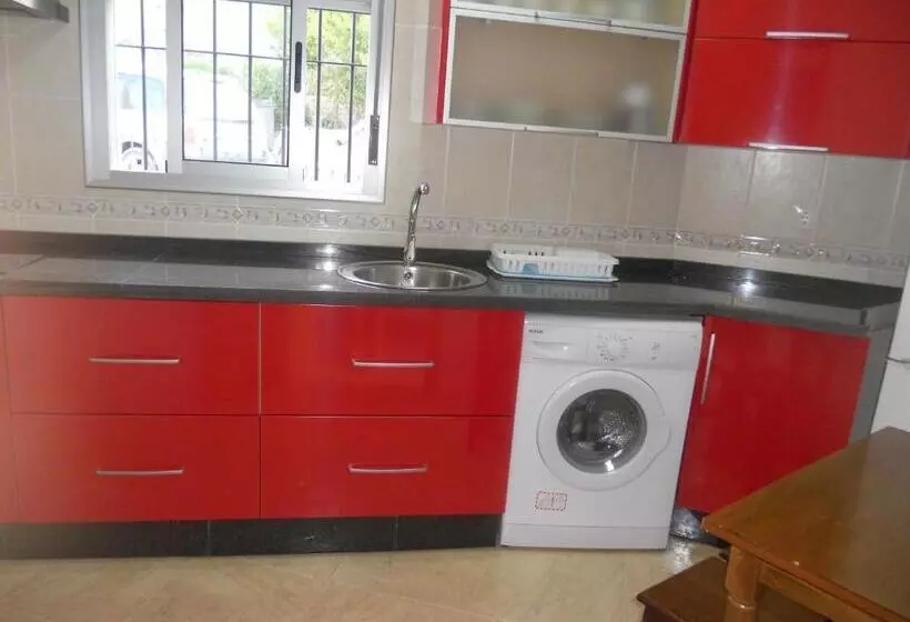 پانسیون Hostal La Parada