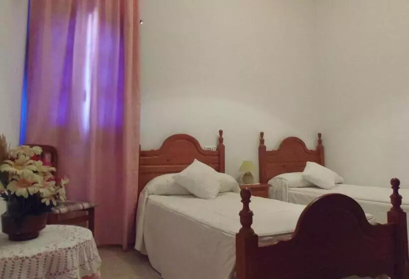 پانسیون Hostal La Parada