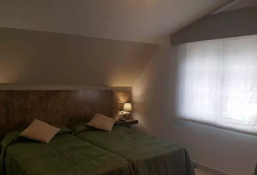 Majatalo Hostal O Forno