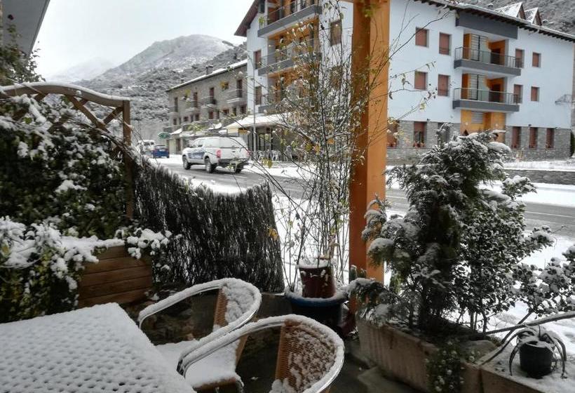 פנסיון Pensio Samarra