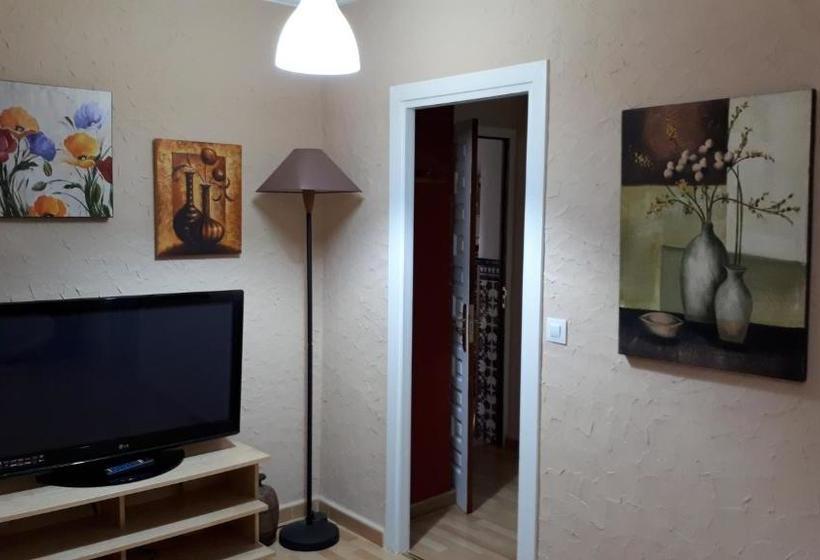 פנסיון Hostal Manolo