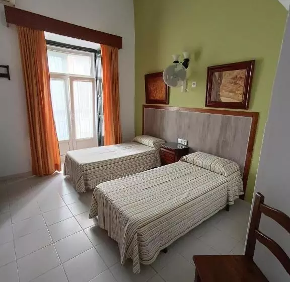 ペンション Hostal Manolo