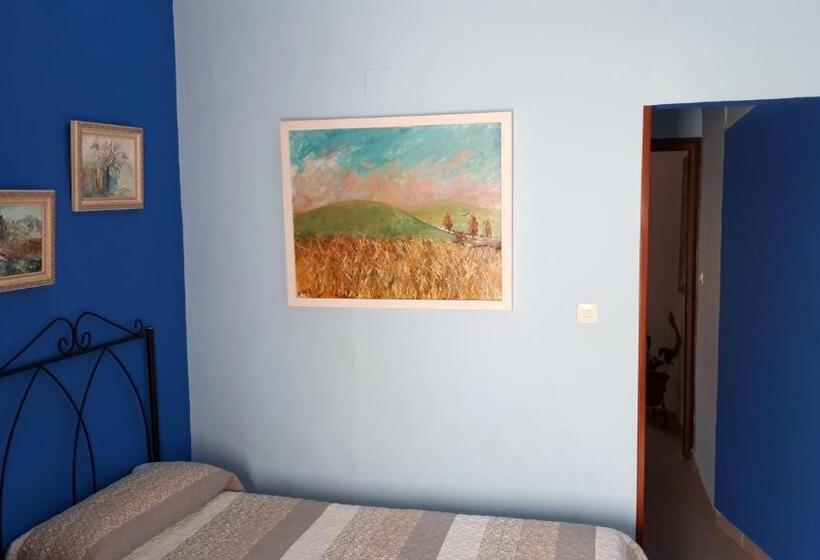 פנסיון Hostal Manolo