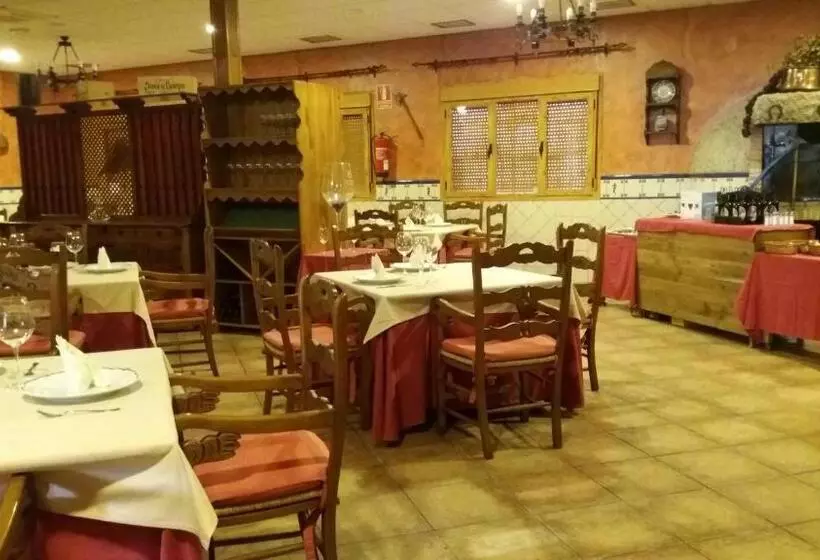 Majatalo Hostal Seseña