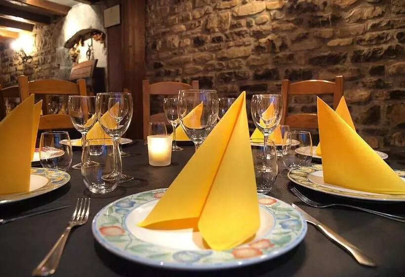 Aparta Hotel Puertolas