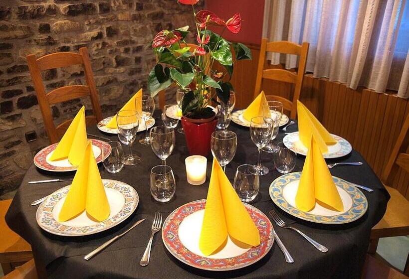 Aparta Hotel Puertolas