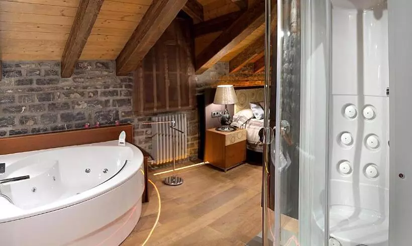 Aparta Hotel Puertolas