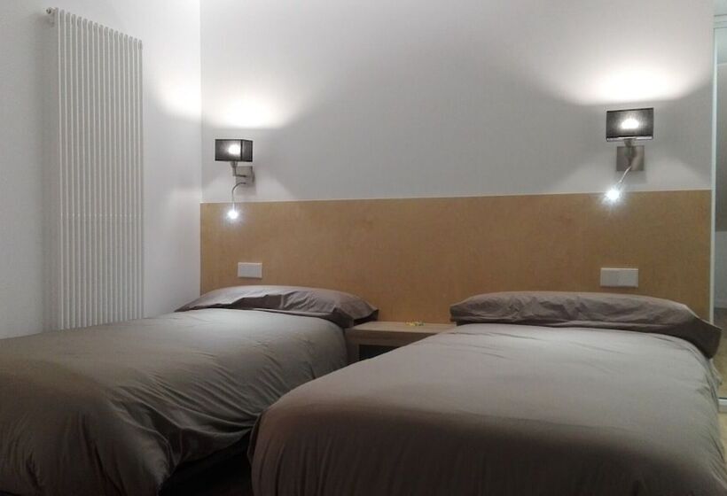 Apartamentos Turísticos Los Picos