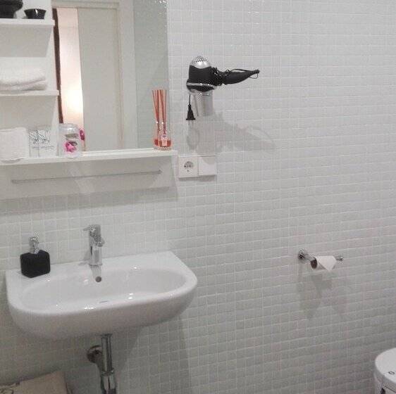 Apartamentos Turísticos Los Picos