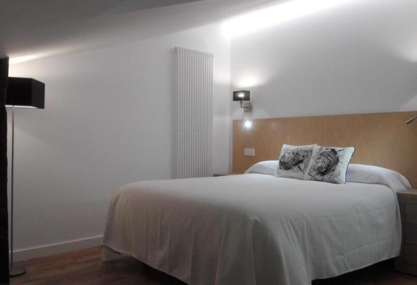 Apartamentos Turísticos Los Picos