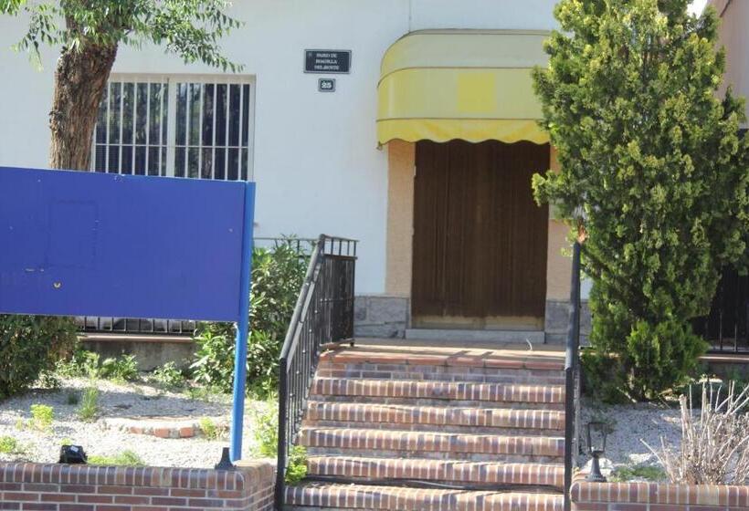 پانسیون Hostal Jose Luis