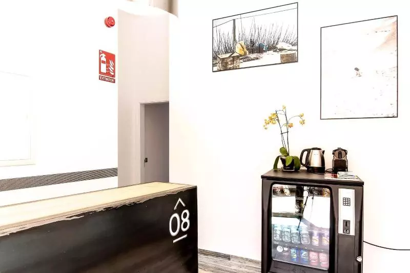 ペンション The 8 Rooms House