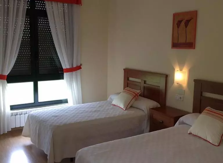 ペンション Hostal Santa Baia