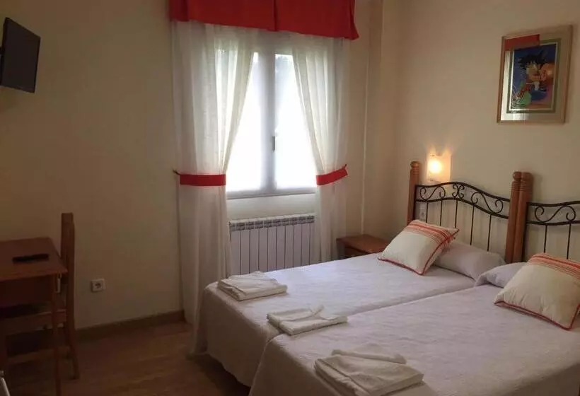 ペンション Hostal Santa Baia