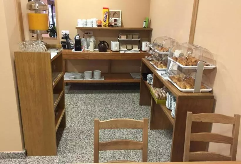 ペンション Hostal Santa Baia