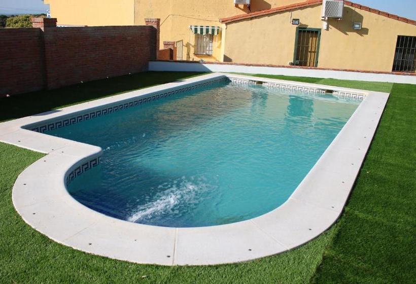 פנסיון Pilar Casa Rural