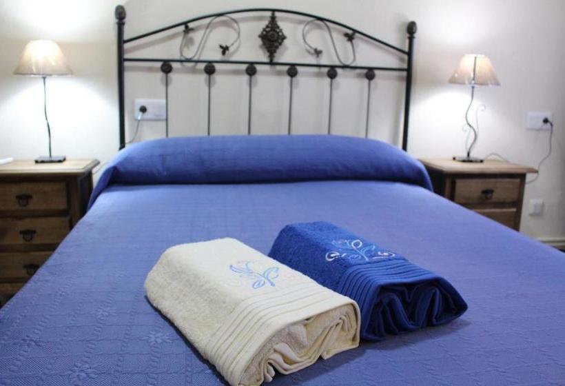 פנסיון Pilar Casa Rural