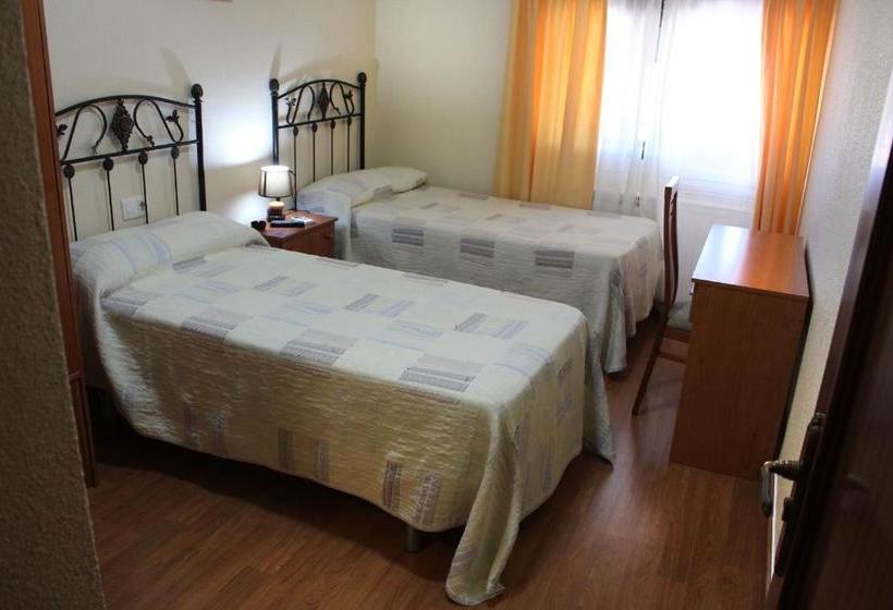 פנסיון Pilar Casa Rural