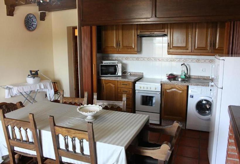 פנסיון Pilar Casa Rural