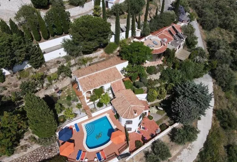 ペンション Villa Andalucia