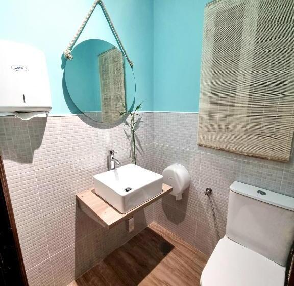 Pension Angelines, Sneuu Hostel Santander