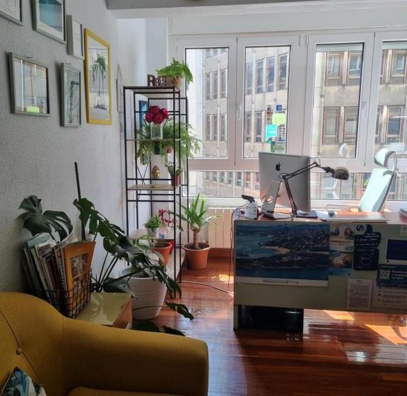 Pension Angelines, Sneuu Hostel Santander