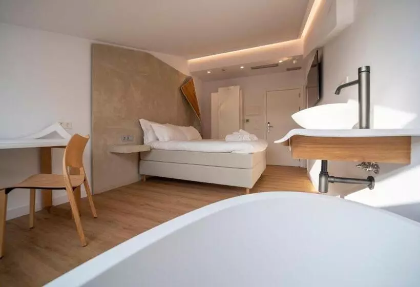 ペンション Boutique Berazadi Berri