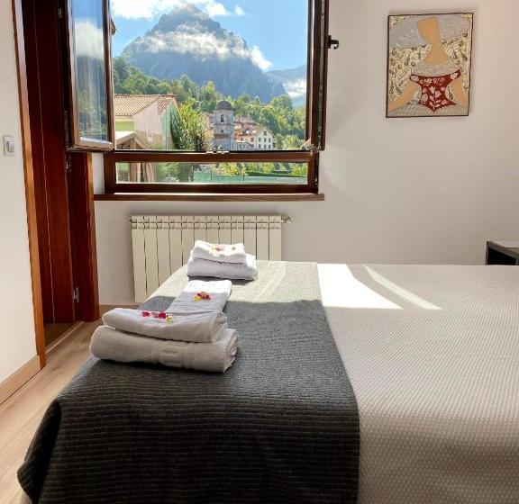 פנסיון La Cuna Del Sella