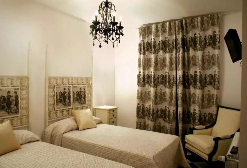 پانسیون Hostal Mesón Castilla