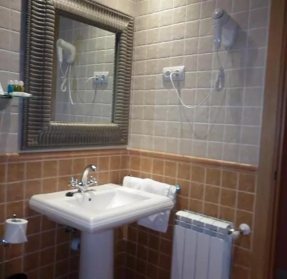 پانسیون Hostal Mesón Castilla
