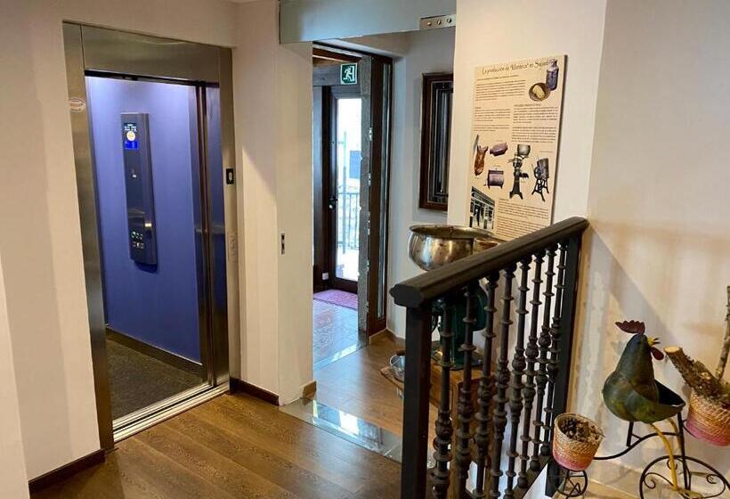 פנסיון La Cuna Del Sella