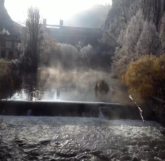 پانسیون Rural Pantano De Burgomillodo