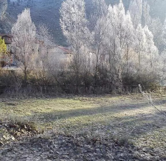 پانسیون Rural Pantano De Burgomillodo