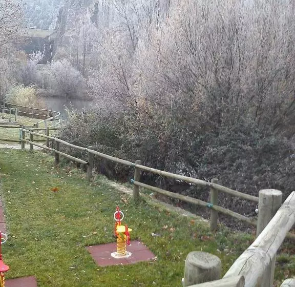 پانسیون Rural Pantano De Burgomillodo