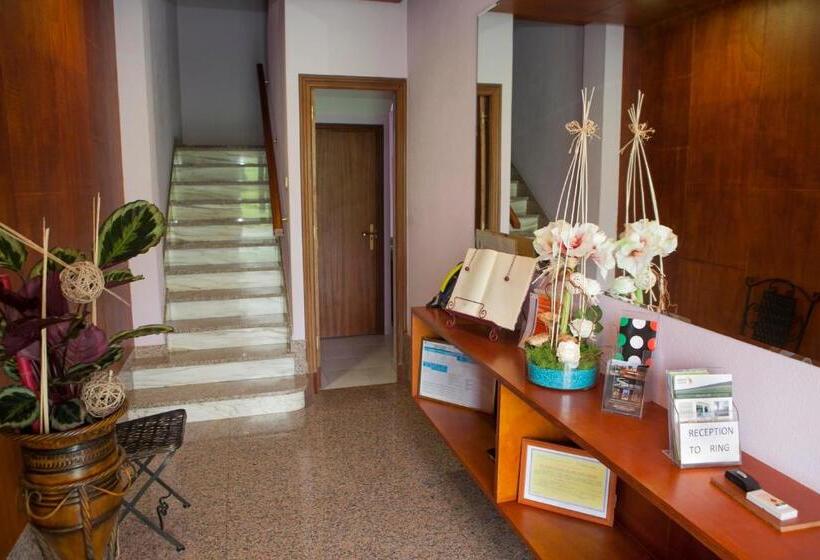 펜션 Hostal Maribel