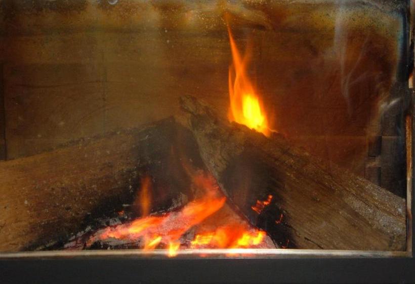 بنسيون Hostal Rural Aude