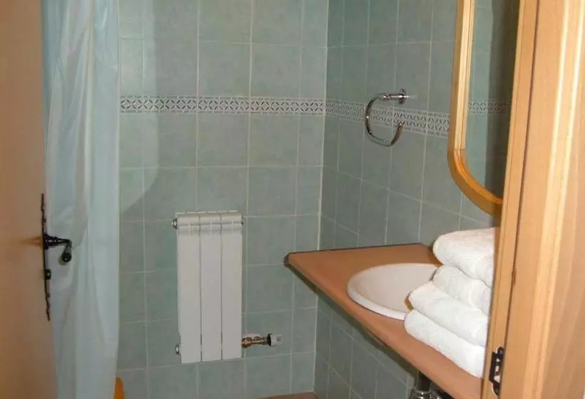 پانسیون Hostal Rural Aude