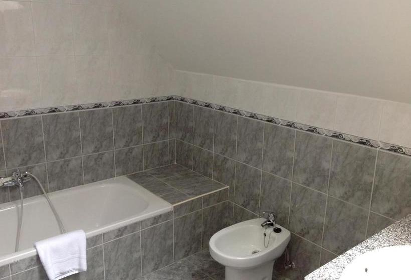 פנסיון Hostal San Froilan