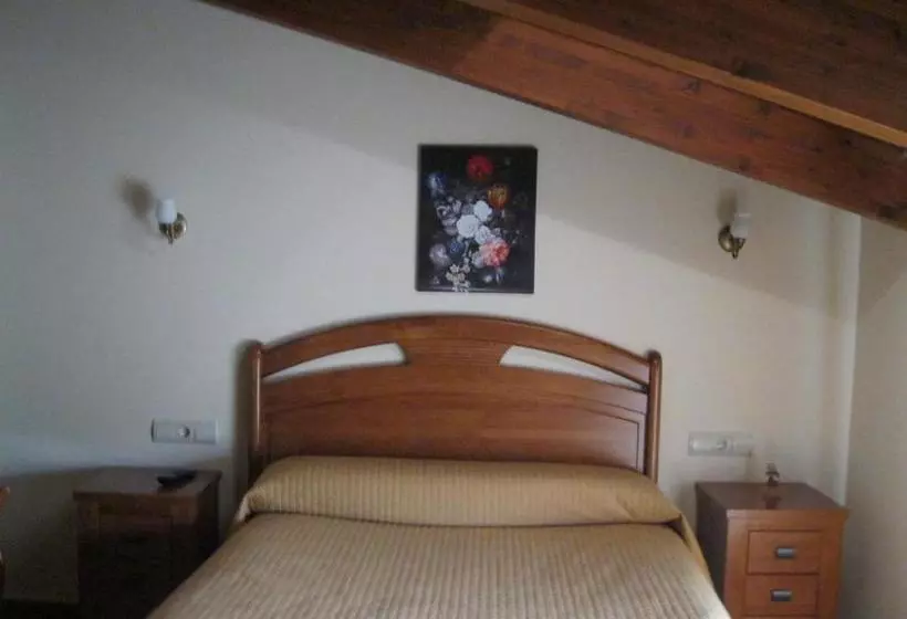 ペンション Hostal Sol De La Vega