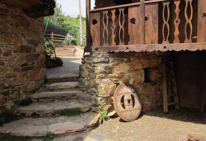 ペンション Louteiro De Las Médulas