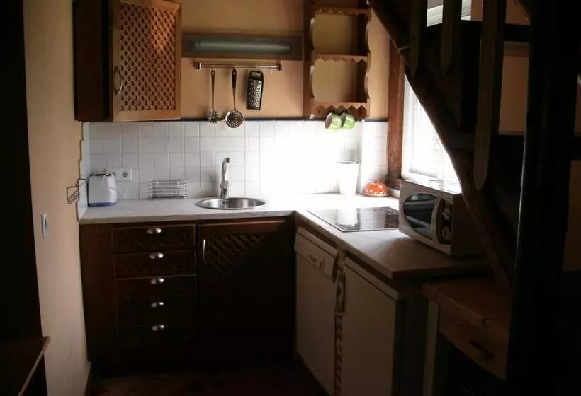 ペンション Posada Tresmentiras