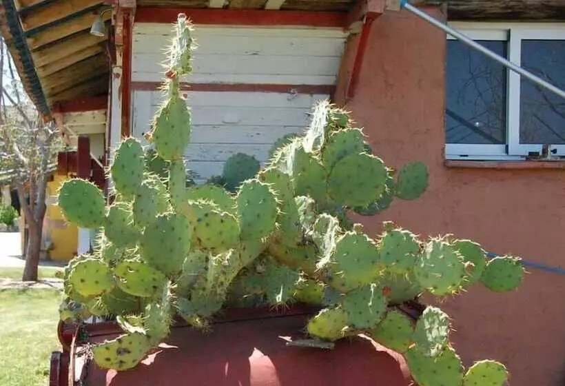 ペンション Posada Tresmentiras