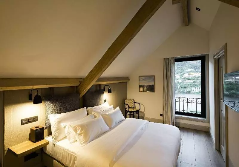 Hotelli Quinta De S.bernardo   Winery & Farmhouse