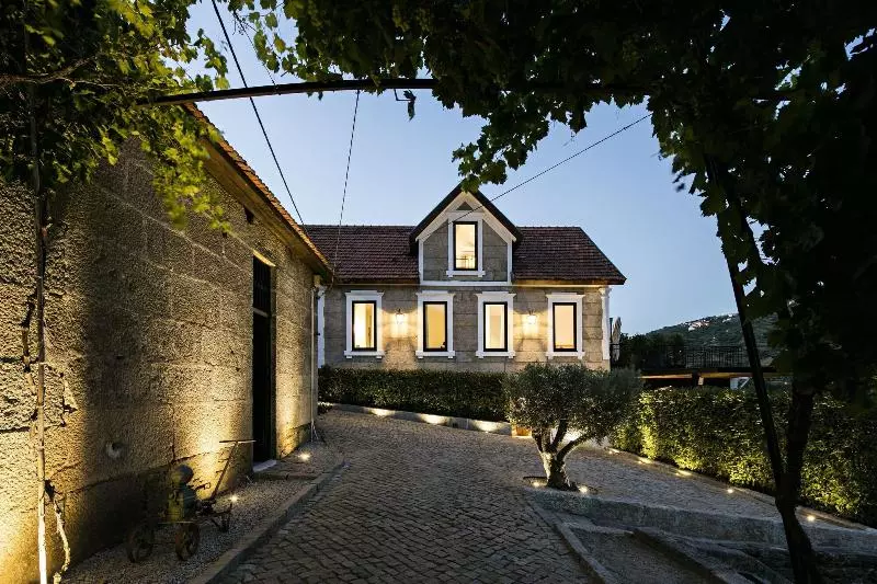 Hotelli Quinta De S.bernardo   Winery & Farmhouse