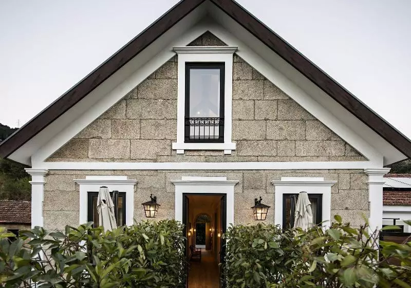 Hotelli Quinta De S.bernardo   Winery & Farmhouse