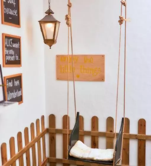 ペンション Balili Surf House