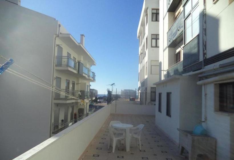 پانسیون Casa Romão