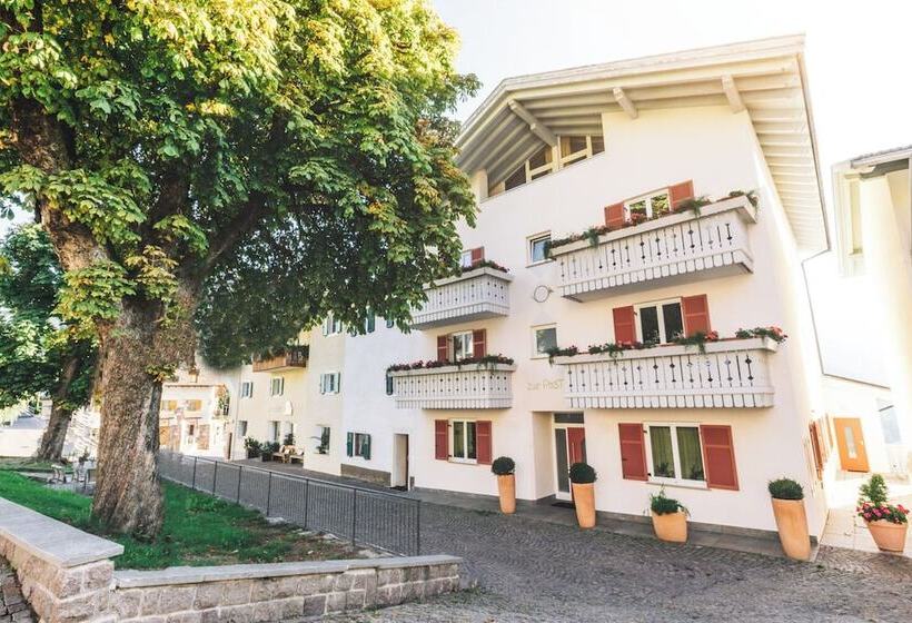 ユースホステル Zum Löwen Post