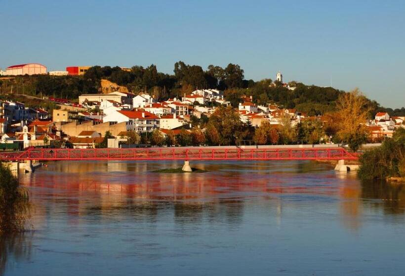 پانسیون Casa Do Rio Sorraia